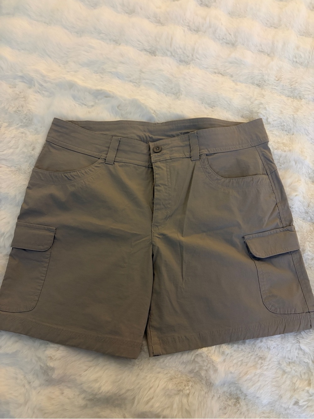 Eddie Bauer Taupe Cargo Shorts